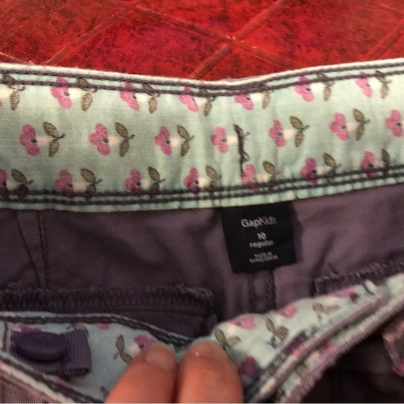 NWT Gap Shorts - Picture 6 of 6